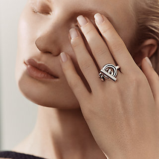 Bague echappée outlet hermes petit modele